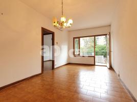 Piso, 81.00 m², cerca de bus y tren