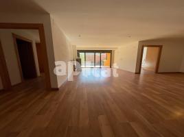 Flat, 85.00 m², near bus and train, almost new, Calaf