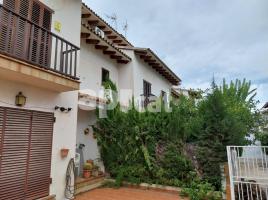 Houses (terraced house), 150.00 m², near bus and train, Calafell Residencial