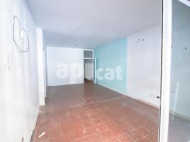 Flat, 106.00 m², near bus and train, Centre