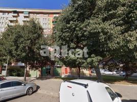 Piso, 82.00 m², cerca de bus y tren