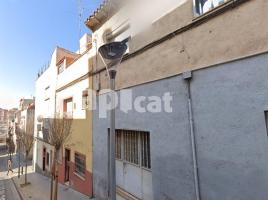 Houses (terraced house), 93.00 m², near bus and train, Llefià