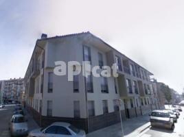 Pis, 87.00 m², prop de bus i tren, seminou, Manlleu