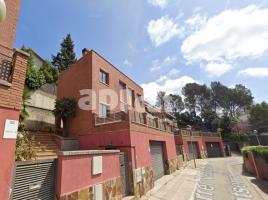 Houses (terraced house), 207.00 m², near bus and train, almost new, Les Fonts