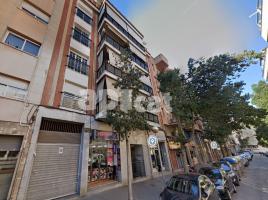 Piso, 110.00 m², cerca de bus y tren