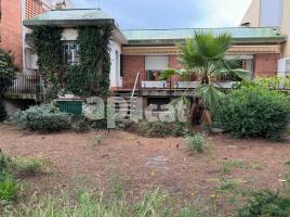 Houses (detached house), 272.00 m², near bus and train, Vilassar de Mar