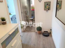 Piso, 64.00 m², cerca de bus y tren