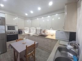 Pis, 101.00 m², prop de bus i tren, Centro