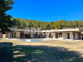 Casa (unifamiliar aïllada), 547.00 m², prop de bus i tren, nou, Finca Pedra Fosca