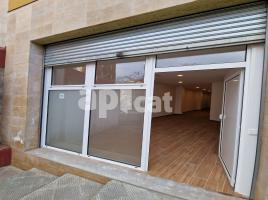 Pis, 92.00 m², حافلة قرب والقطار, جديد