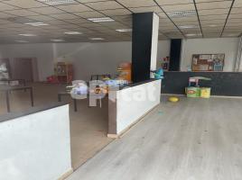 Business premises, 302.00 m², Santa Margarida i els Monjos