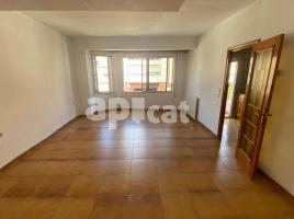 Houses (detached house), 229.00 m², near bus and train, Centro