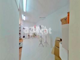 Local comercial, 304.00 m²