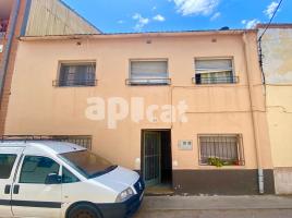 Casa (unifamiliar aïllada), 231.00 m², prop de bus i tren, Santa Bárbara