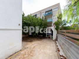 Houses (detached house), 202.00 m², near bus and train, Montsià de Mar