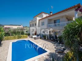 Houses (detached house), 436.00 m², near bus and train, almost new, Mas Pere-Río de Oro