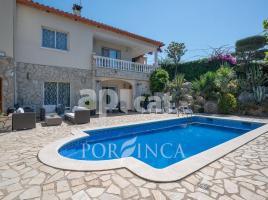 Houses (detached house), 436.00 m², near bus and train, almost new, Mas Pere-Río de Oro