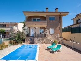 Houses (detached house), 323.00 m², near bus and train, Sant Joan-Vilarromà