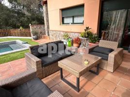 Casa (unifamiliar aïllada), 277.00 m², prop de bus i tren, seminou