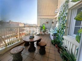 Flat, 72.00 m², near bus and train