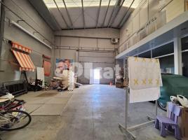 Industrial, 688.00 m², L'Arboç