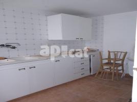 Casa (unifamiliar aïllada), 390.00 m², prop de bus i tren, Torrelles de Foix