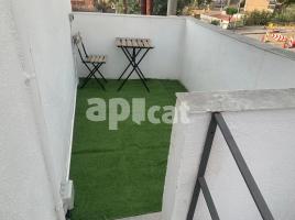 Houses (villa / tower), 65.00 m², Calle Escales