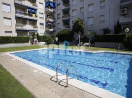 Flat, 120.00 m², near bus and train, Calle de les Dues Aigües