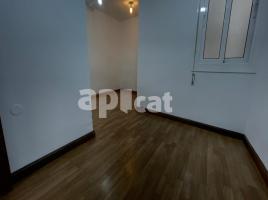 Piso, 57.00 m², cerca de bus y tren