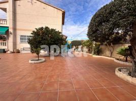 Casa (xalet / torre), 430.00 m², prop de bus i tren, Calle d'Egara