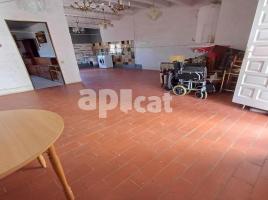 Casa (otro), 314.00 m², cerca de bus y tren, Calle ?Ourense