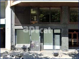 Lloguer local comercial, 488.00 m², prop de bus i tren, Calle del Comte d'Urgell, 152