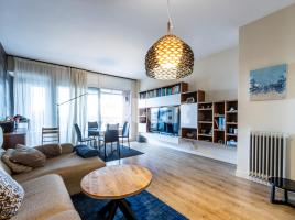 Piso, 110.00 m², cerca de bus y tren