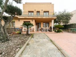 Casa (unifamiliar aislada), 230.00 m², cerca de bus y tren, seminuevo, Sant esteve Sesrovires