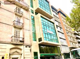 Oficina, 130.00 m²