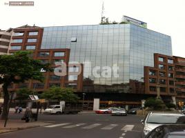 For rent office, 134.00 m², Universitat