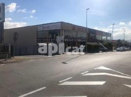 Nau industrial, 584.00 m²