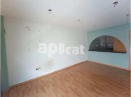 Pis, 124.00 m², prop de bus i tren, Olesa de Montserrat