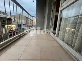 Piso, 106.00 m², cerca de bus y tren