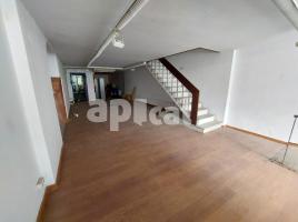 Property Vertical, 525.00 m², Centre