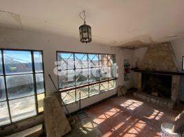 Casa (casa rural), 600.00 m², cerca de bus y tren, Les Oluges