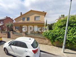 Casa (unifamiliar aïllada), 262.00 m², prop de bus i tren