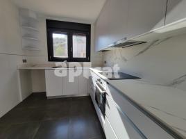 Houses (terraced house), 240.00 m², near bus and train