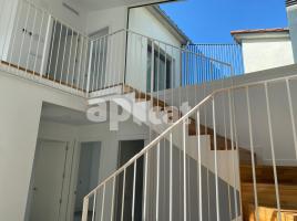 Casa (unifamiliar aïllada), 255.00 m², prop de bus i tren, nou, Sant Feliu de Pallerols