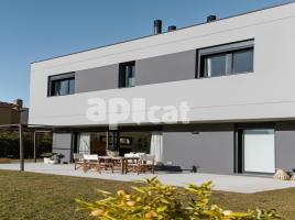 New home - Houses in, 191.00 m², near bus and train, new, Sant Feliu de Pallerols