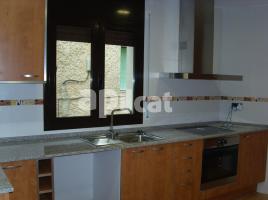 Casa (unifamiliar adosada), 242.00 m², cerca de bus y tren, seminuevo