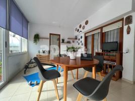 Piso, 168.00 m², cerca de bus y tren