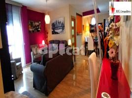 Apartament, 74.00 m², حافلة قرب والقطار, جديد تقريبا