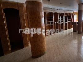 For rent business premises, 181.00 m², Plaça Catalunya - Vinyets