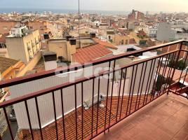 Piso, 106.00 m², cerca de bus y tren